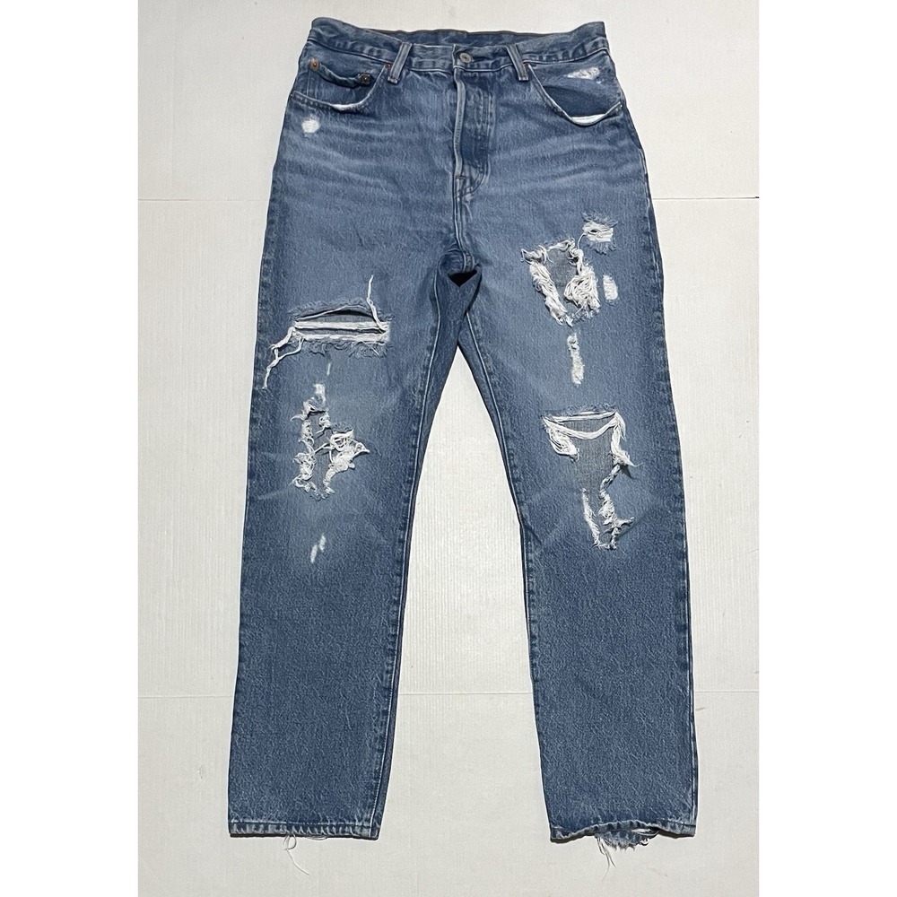 Levi's Premium 501 Distressed Jeans Womens 29‎ X 29 Light Wash Button Fly Denim